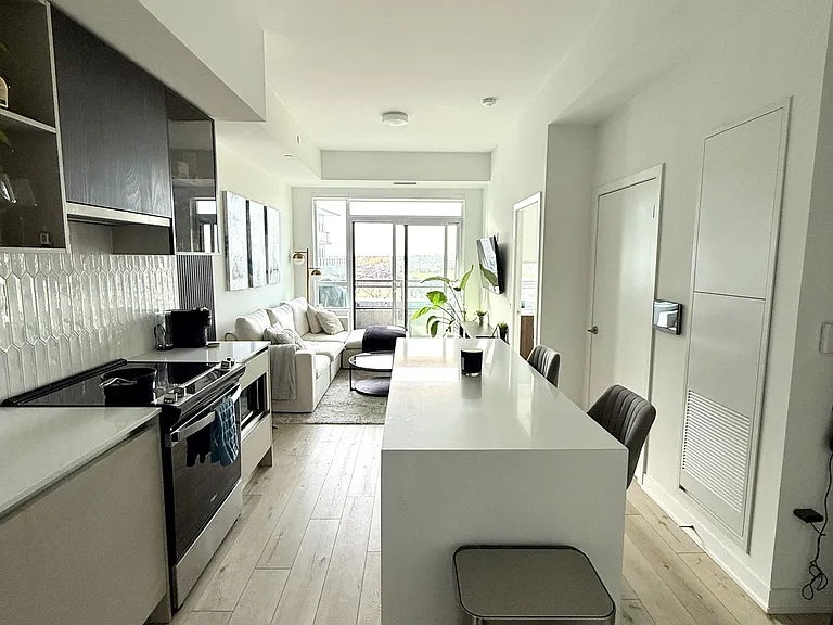 395 Dundas St W #LPH03 — Photo 4