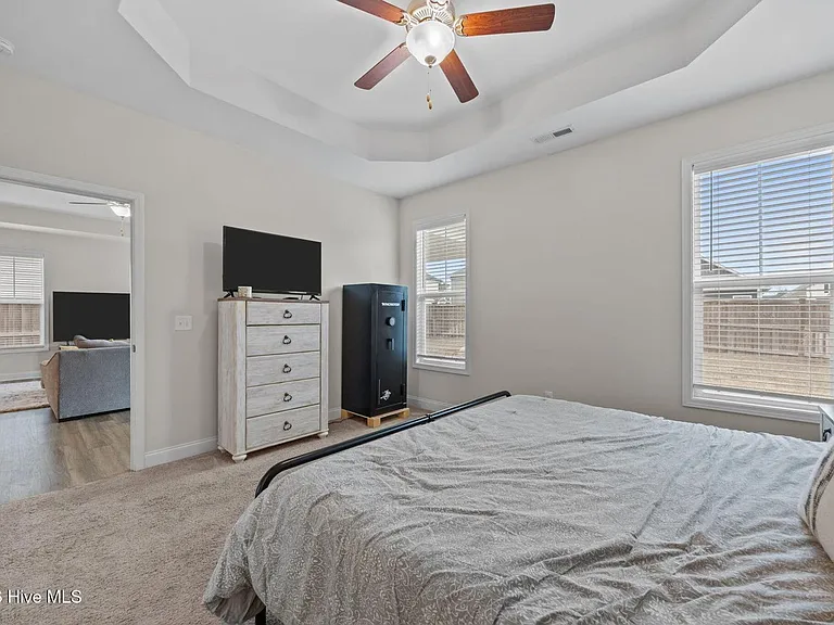 3982 Eclipse Ave NE — Photo 27