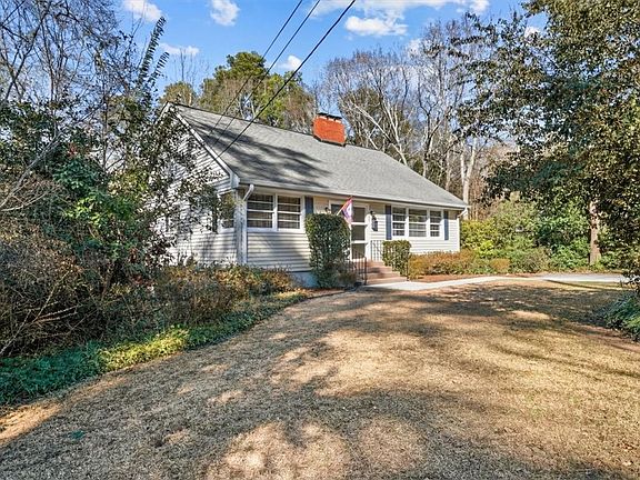 2nd image of 205 Riggs Dr