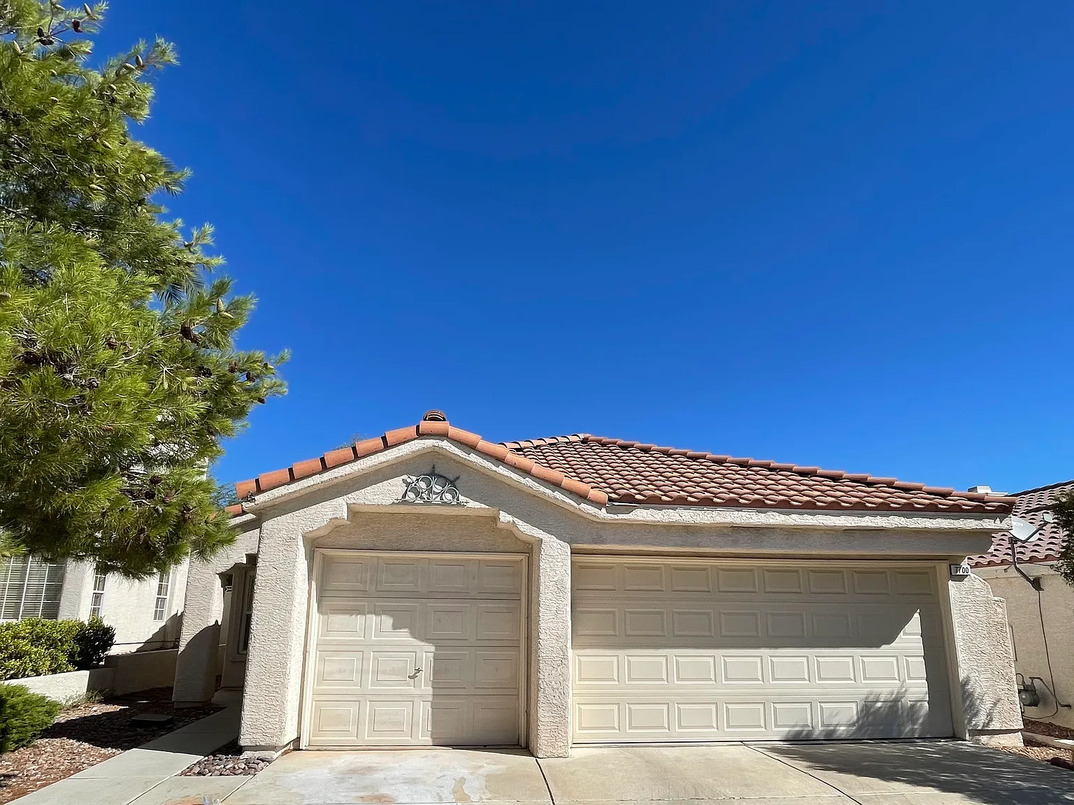 3 bed, 1500 sqft, $2,300 — Photo 1