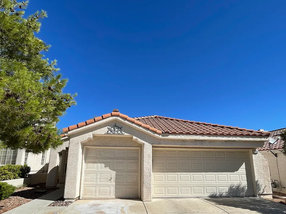 7700 Prairie Corners Dr