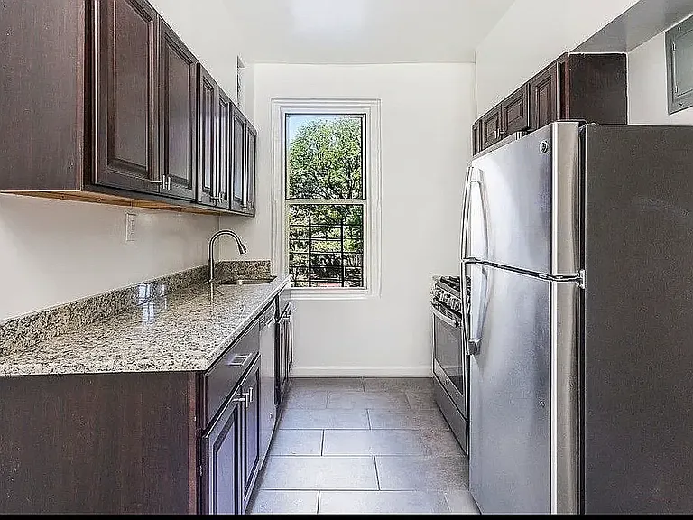 227 Haven Ave #2C — Photo 5