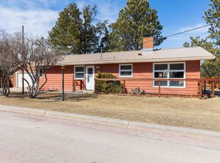 1005 Needles Dr, Custer, SD 57730