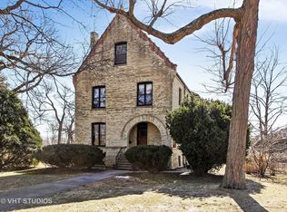 60 Logan Loop, Highland Park, IL 60035