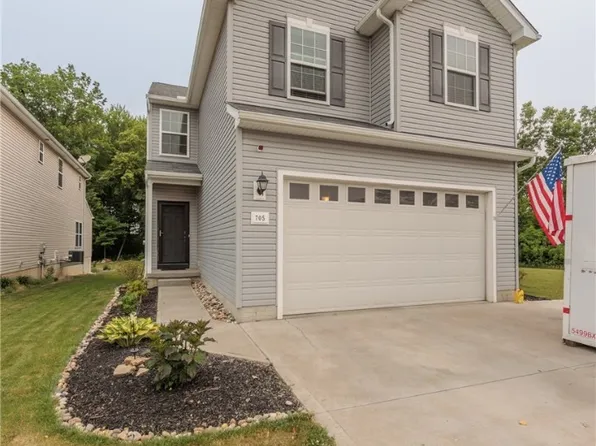 705 Westpointe Dr, Amherst, OH 44001