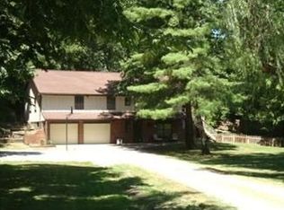 122 Johnson Rd, Liberty, MO 64068