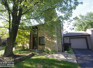 5767 Overcrest Dr, Indianapolis, IN