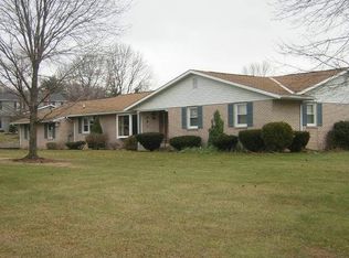 2200 Hillcrest Rd, Quakertown, PA 18951