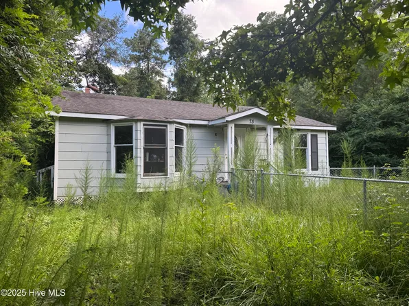 75 Pennsylvania Avenue, Rocky Point, NC 28457