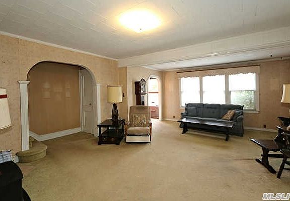 2nd image of 8808 242nd St