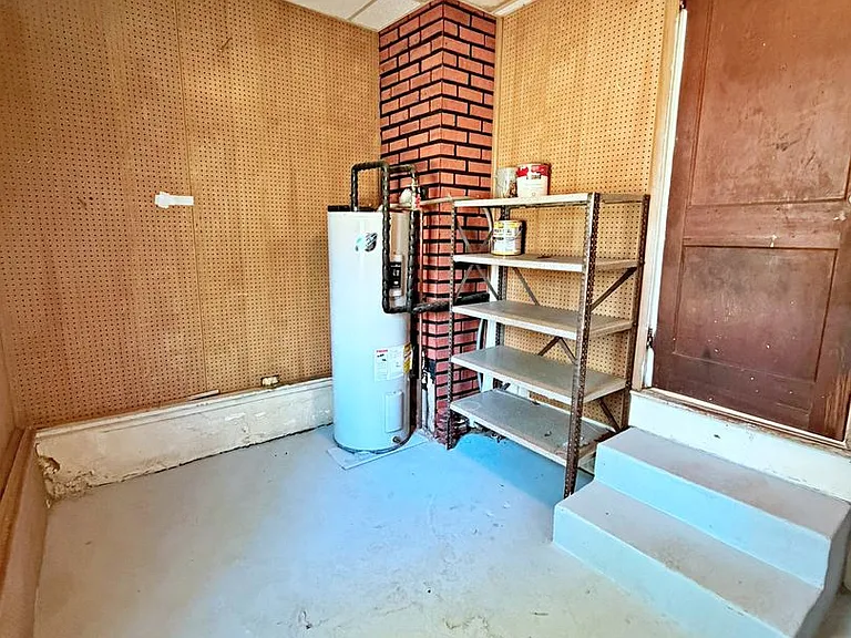 4838 Stanley Dr — Photo 17