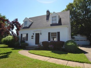 1553 N 21st St, Newark, OH 43055