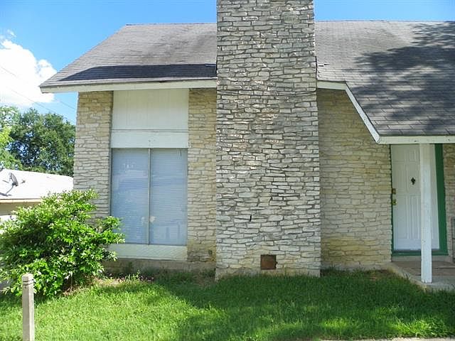 1st image of 3315 Hycreek Dr #B