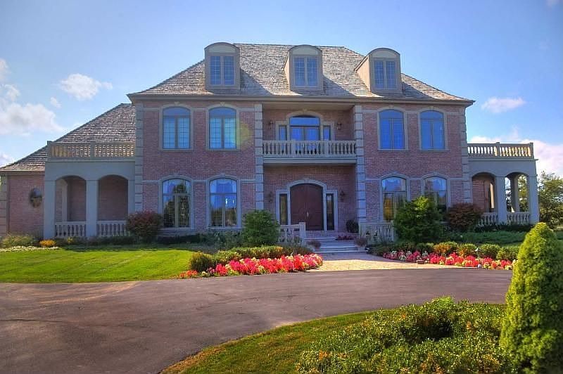 2nd image of 8025 W Cheverny Dr