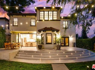 867 S Muirfield Rd, Los Angeles, CA 90005