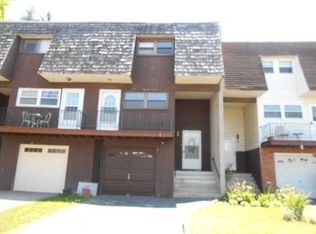 26 Russet Rd, Poughkeepsie, NY 12601