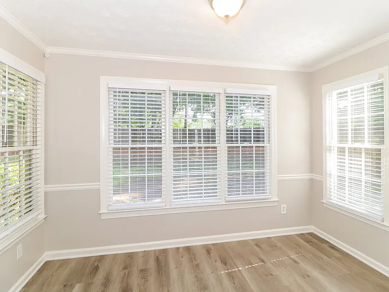 4832 Helga Way NE — Photo 7