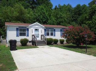 138 Morris Ln #160, Montross, VA 22520