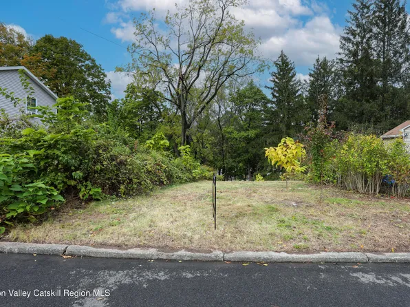 99 Gross Street, Kingston, NY 12401