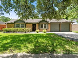 5823 Duxbury St, Houston, TX 77035
