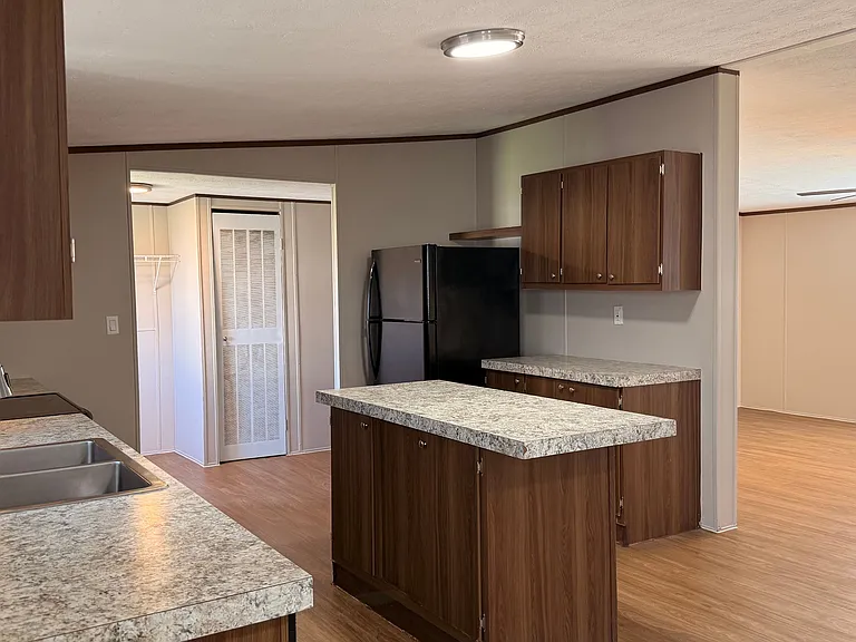 Woodlake Estates (TX) — Photo 57