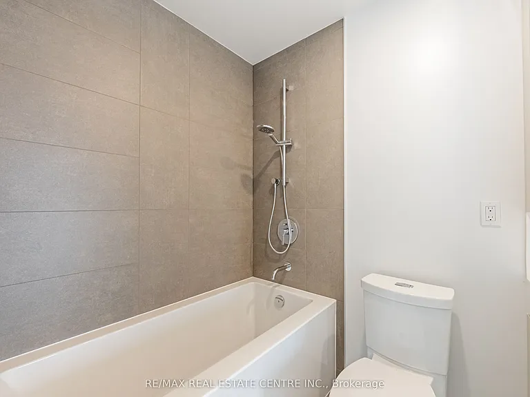 370 Martha St #2107 — Photo 23