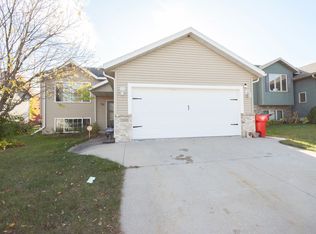 2840 Monroe Dr NW, Rochester, MN 55901