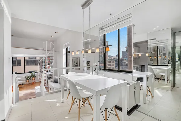 Sold by Compass | media 1