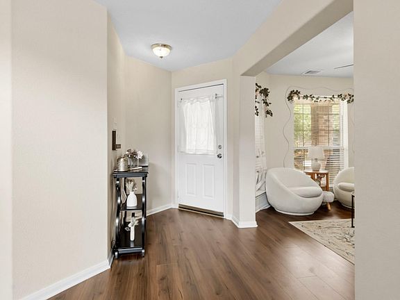 4th image of 20214 Ribbonwood Point Ct