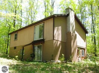 1165 W Sharon Rd SW, Fife Lake, MI 49633