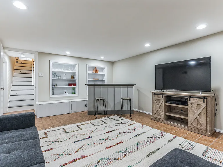 4012 Bridgeboro Rd — Photo 13