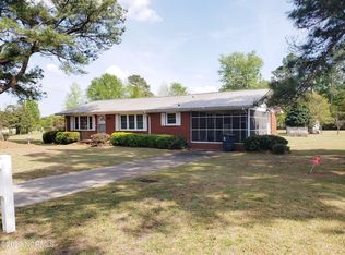 455 Gapway Rd, Fair Bluff, NC 28439
