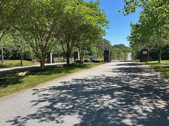 2nd image of 143 Terrapin Pointe Rd