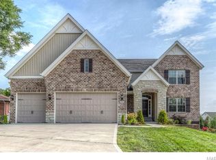 326 Fenton View Dr, Fenton, MO