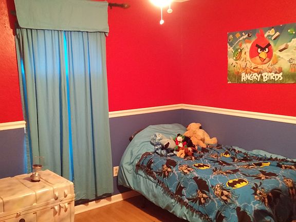 4th image of 4825 Sheryl St