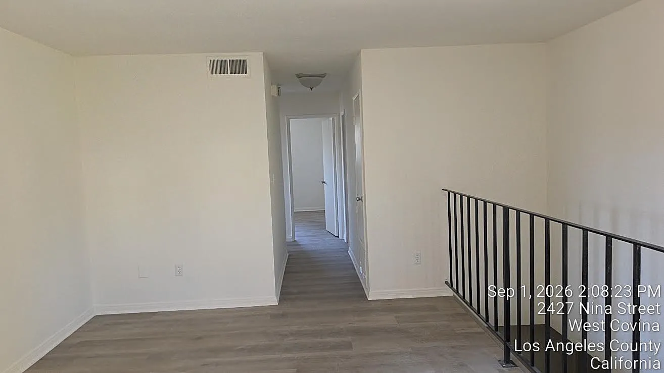 2 bed, $2,500 — Photo 2
