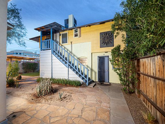 Side entrance to bedroom/office.