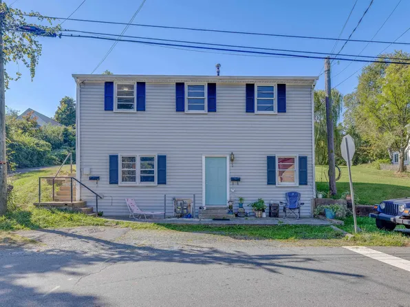 1622 Market St E, Charlottesville, VA 22902