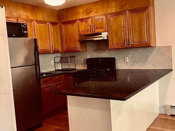 5th image of 535 51st Ave APT 2R