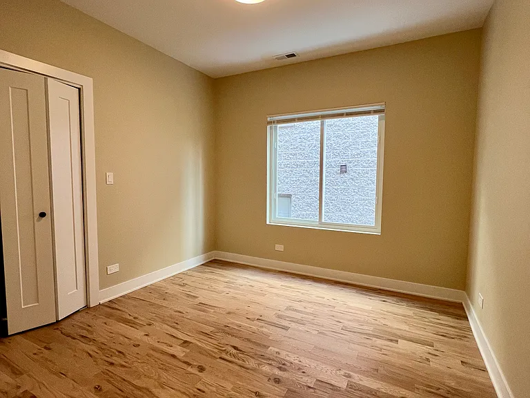 4231 S Champlain Ave #2 — Photo 10