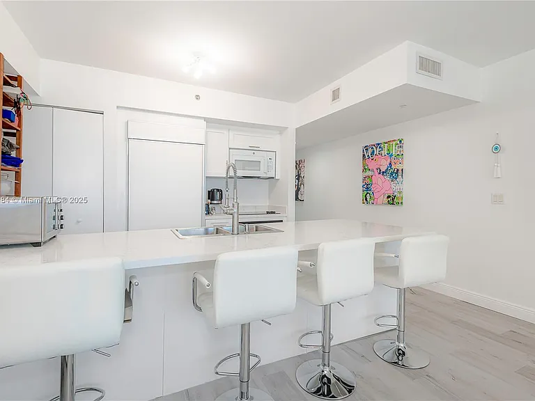 1830 S Ocean Dr #1605 — Photo 13