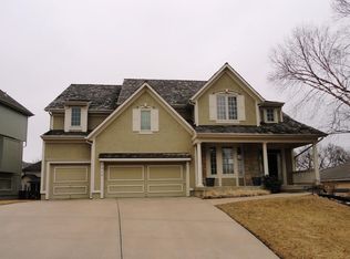 7215 Hauser St, Shawnee, KS 66216