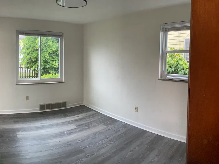 23 Briggs St — Photo 11
