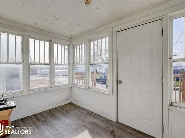 310 E 10th St N, Newton, IA 50208