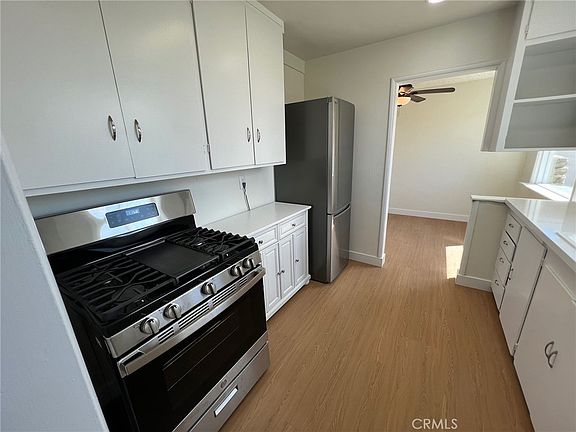 5th image of 15683 Fir St