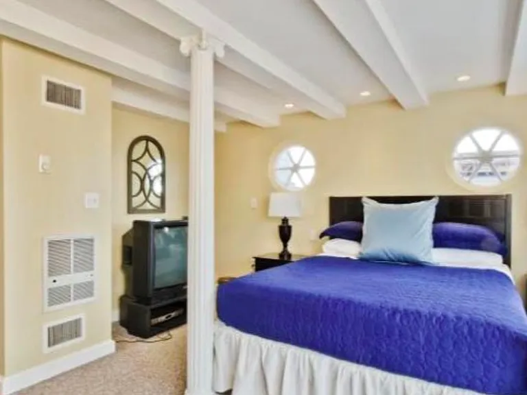 113 Beacon St #3 — Photo 6