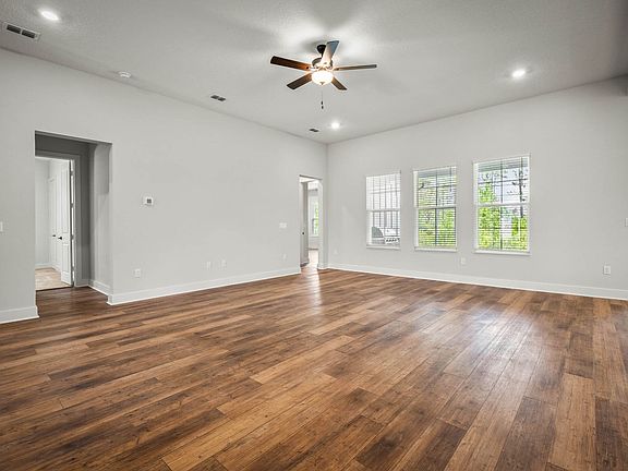 Spacious living room