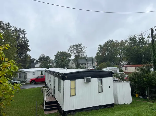 300 S Linden Ave, Waynesboro, VA 22980
