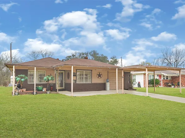 12337 Kayla Ln, Houston, TX 77015