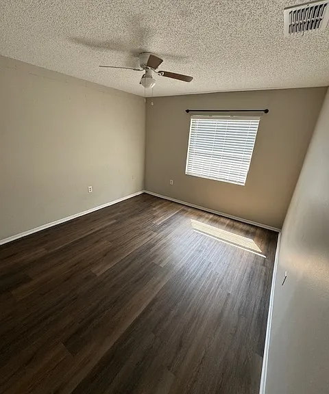 639 Avenue F NW #1 — Photo 7
